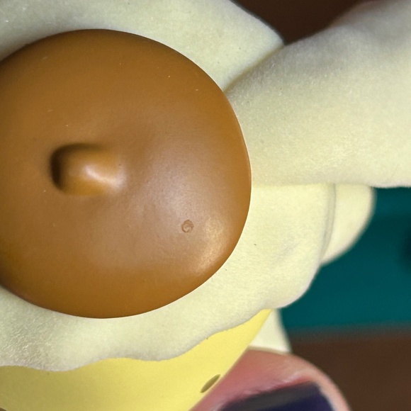 Sanrio Pompompurin Flocked Bunnies Top Toy Blind Box Figure - Picture 7 of 10